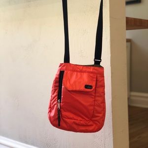 Kavu quick dry crossbody bag